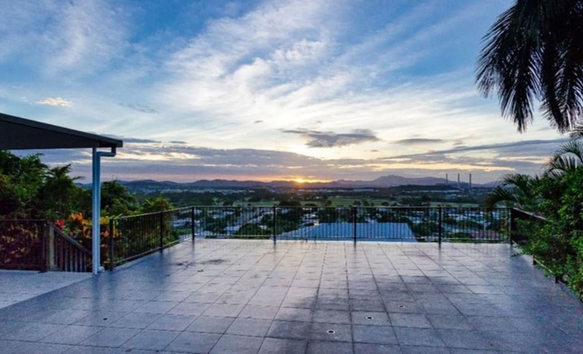 West Gladstone mortgagee home sold for 500,000 loss